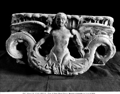 Mensola con la figura di Scilla da Etruscan