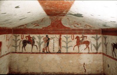 Due cavalieri, una donna e un uomo barbuto che presenta una coppa (dettaglio di affresco, 530 a.C.) da Etruscan
