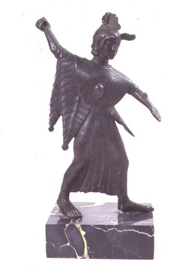 Figura di Minerva in combattimento, etrusca da Etruscan Etruscan