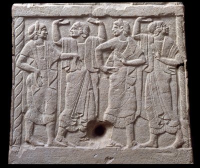 Rilievo con danzatori da una pietra miliare di marmo di Chiusi, Italia, VI secolo a.C. da Etruscan Etruscan