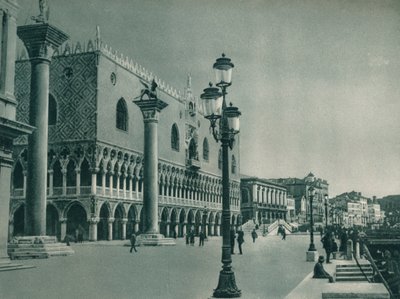 Facciata principale del Palazzo Ducale con Riva degli Schiavoni, Venezia, Italia, 1927 da Eugen Poppel