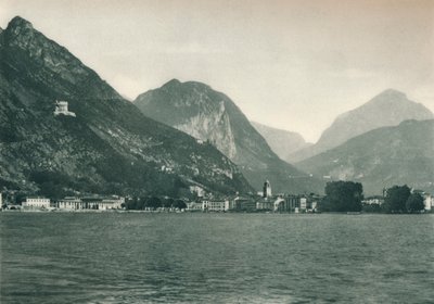 Riva del Garda dal Lago di Garda, Italia da Eugen Poppel