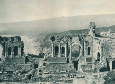 Palcoscenico e Camerino del Teatro Greco, Taormina, Sicilia, Italia, 1927 da Eugen Poppel
