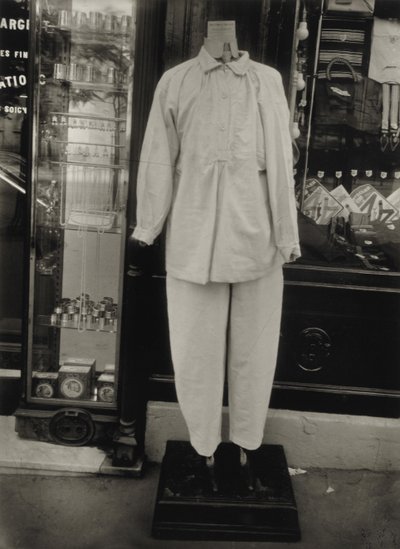 Senza titolo da Eugène Atget