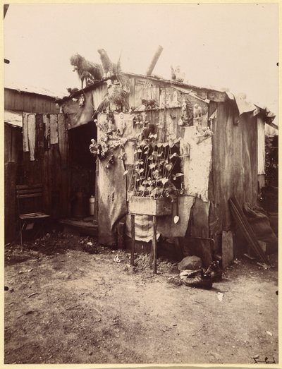 Casa di un cenciaiolo da Eugène Atget