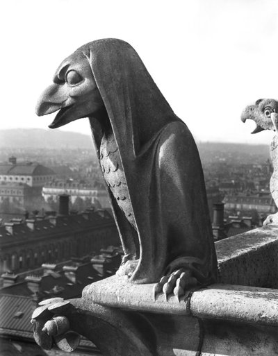 Gargoyle dalla balaustra della Grande Galerie, replica di un originale del XII secolo da Eugene Emmanuel Viollet le Duc