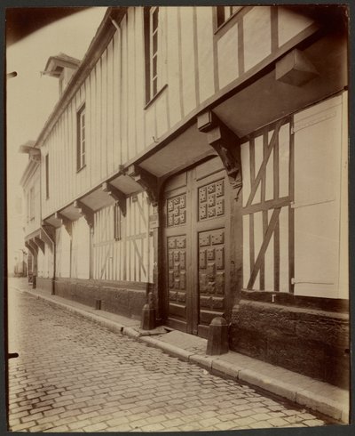 Beauvais, Casa, 27 Rue Pantaléon. da Eugène Atget