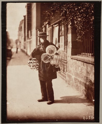 Commerciante di cesti in filo metallico da Eugène Atget