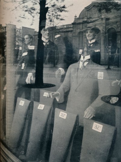 Vetrina del negozio, 1926, 1929 da Eugène Atget