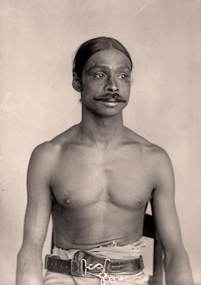 Ritratto di un uomo dello Sri Lanka, c.1890 da Eugène Trutat