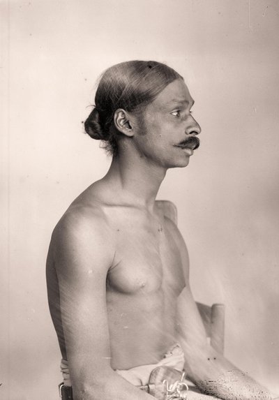 Ritratto di un uomo dello Sri Lanka, c.1890 da Eugène Trutat