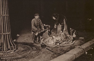 Parigi: Chiffonniers; Raccoglitori di stracci (foto b/n) da European Photographer