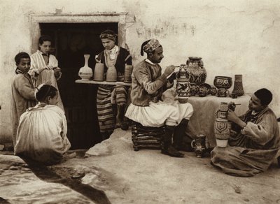 Tunisi, capanna del vasaio da European Photographer