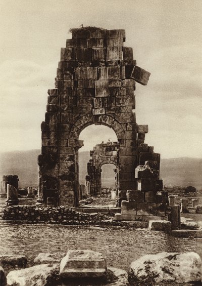 Volubilis, Rovine del Tempio di Adriano da European Photographer