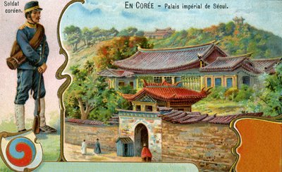 Un soldato coreano, il simbolo coreano del Taegeuk e una vista del palazzo imperiale di Seoul, 1904 da European School