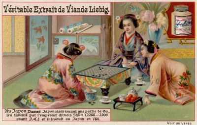 Donne giapponesi giocano a un gioco da tavolo da European School