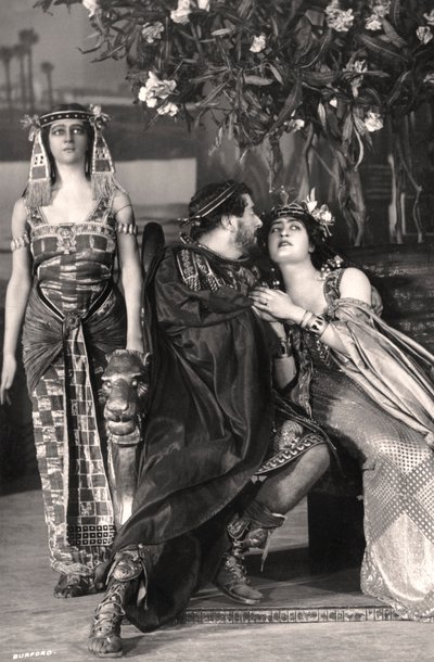 Herbert Beerbohm Tree, Constance Collier e Alice Crawford, attori inglesi, 1907 da F. W. Burford