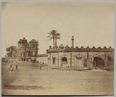 Il Secundra Bagh, mostrando la breccia e la porta da Felice A. Beato