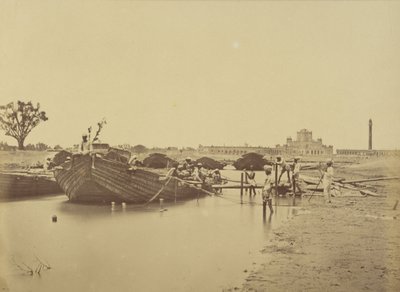 Ponte di barche sotto il Martinière College sul fiume Gomti da Felice Beato