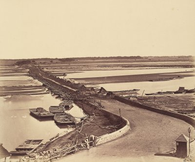 Ponte di Barche sul Jumna, Preso da Lulim Ghur da Felice Beato