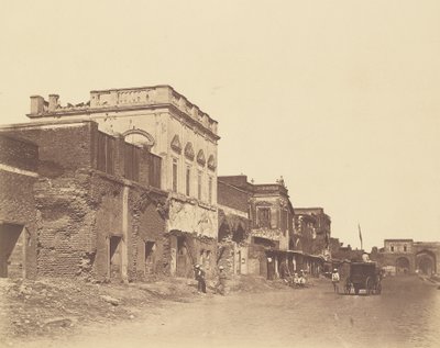 [Casa in cui il re era confinato nel palazzo]. da Felice Beato