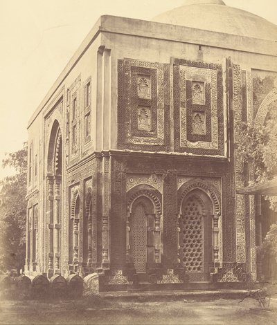 Santuari. Alai Darwaza, Porta di Marmo e Arenaria della Moschea Quwwat-ul-Islam, Kootub da Felice Beato