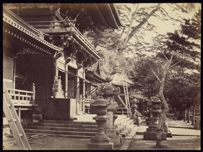 Il Tempio di Hatchiman, Kamakura da Felice Beato