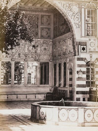 Cortile interno della Casa Stambouli, Damasco da Félix Bonfils