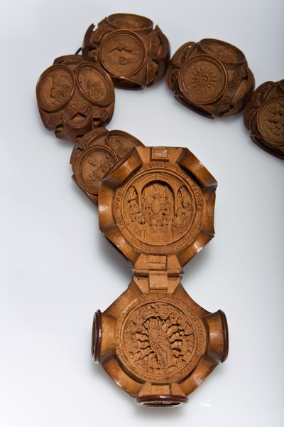 Rosario di Enrico VIII, (dettaglio) del grano Pater aperto (legno di bosso) da Flemish School