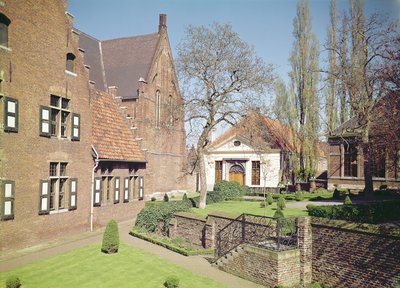 Veduta della Casa della Badessa, il refettorio e un dormitorio da Flemish School