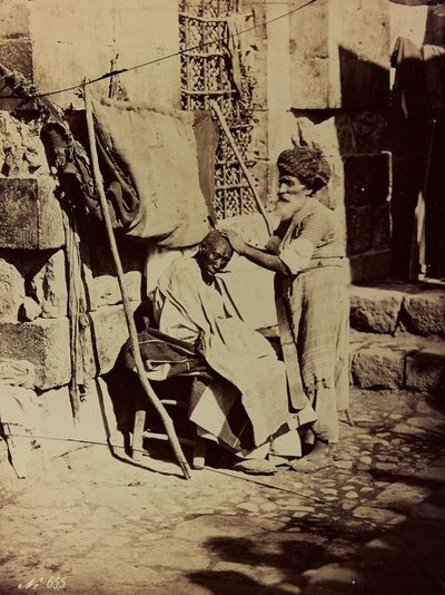 Album Damas et Baalbek: barbiere siriano da Félix Bonfils