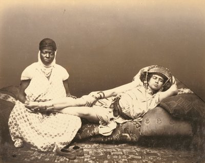 Una donna moresca con la sua cameriera da Félix Jacques Moulin