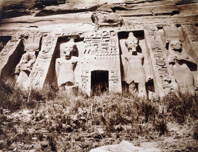 Abou-Sembil, Petit Speos, Parte centrale della facciata, c.1853-54 da Félix Teynard