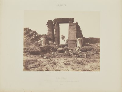 Karnak (Tebe). Primo pilone - Rovine della Porta e dei Colossi, viste dal punto E da Félix Teynard