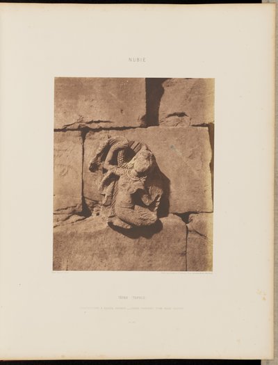 Tâfah (Taphis). Costruzioni con basi curve - Figura di una nicchia scolpita da Félix Teynard