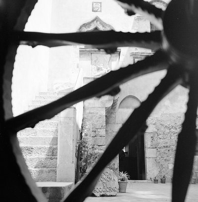Castello saraceno di Taormina, Sicilia da Fosco Maraini