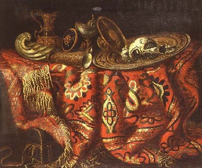 Una coppa di nautilus, una patena, brocche e un piatto dorato su un tappeto drappeggiato su un bordo da Francesco (circle of) Fieravino