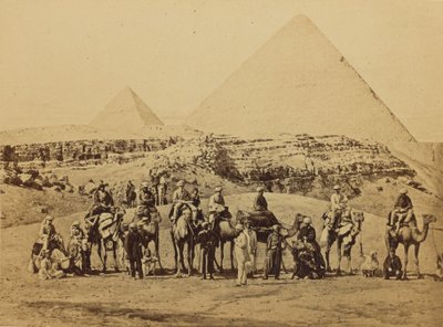 Gîzeh - La partenza di S.A.R. il Principe di Galles e della Suite dalle Piramidi da Francis Bedford