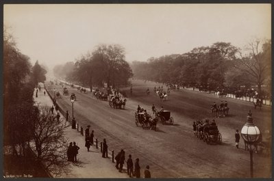 Hyde Park, The Row da Francis Frith