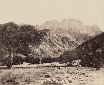 Monte Serbal, dal Wádee Feyrán, Egitto, 1858 (foto) da Francis Frith