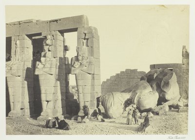 Colonne Osiridee e Grande Colosso Caduto, al Memnonium, Tebe da Francis Frith