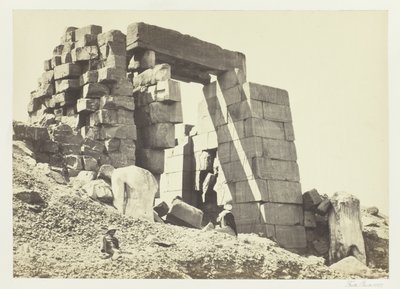 Il pilone di granito, Tebe da Francis Frith
