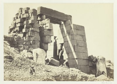 Il pilone di granito, Tebe da Francis Frith