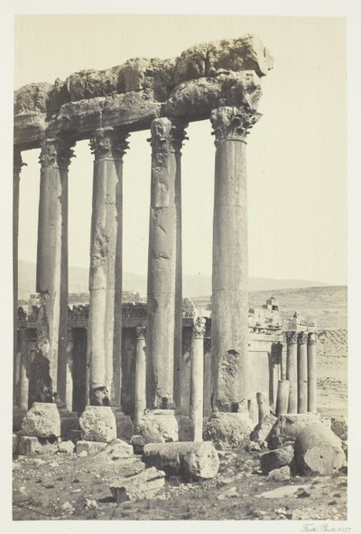 Le grandi colonne e il tempio minore di Baalbec da Francis Frith