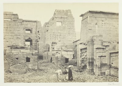 Il Palazzo del Tempio, Medinet Haboo, 1857 da Francis Frith