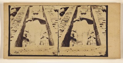 [Der kleine Felsentempel von Abu Simbel.] da Francis Frith