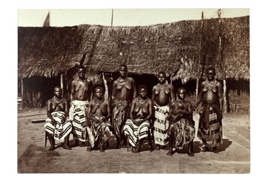 Mogli di Re Giorgio, Opobo, vicino a Calabar, Nigeria, c.1870 da Francis W. Joaque
