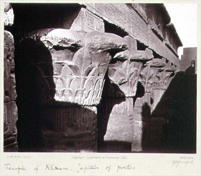I Capitelli del Portico, Tempio di Khnum, Esna da Frank Mason Good