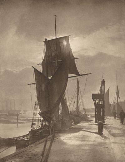 Sole e ombra da Frank Meadow Sutcliffe