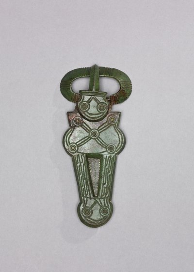 Fibbia, 500s da Frankish School